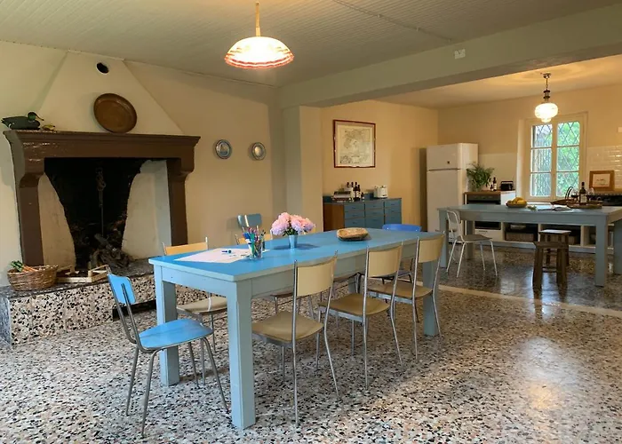 Casa Ricamadora サン・ピエトロ・イン・カリアーノ